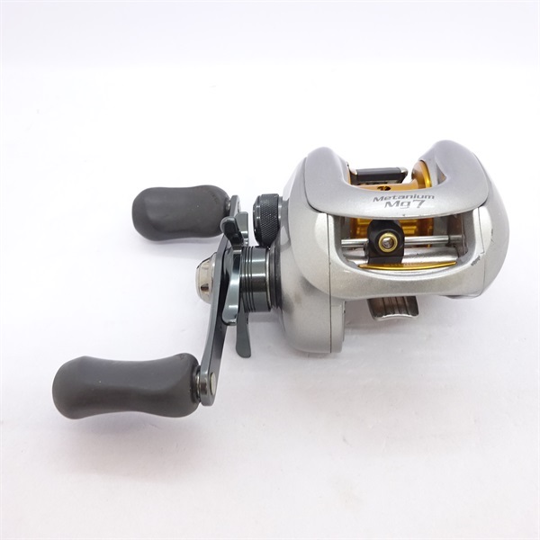 ０７メタニウムＭＧ７右